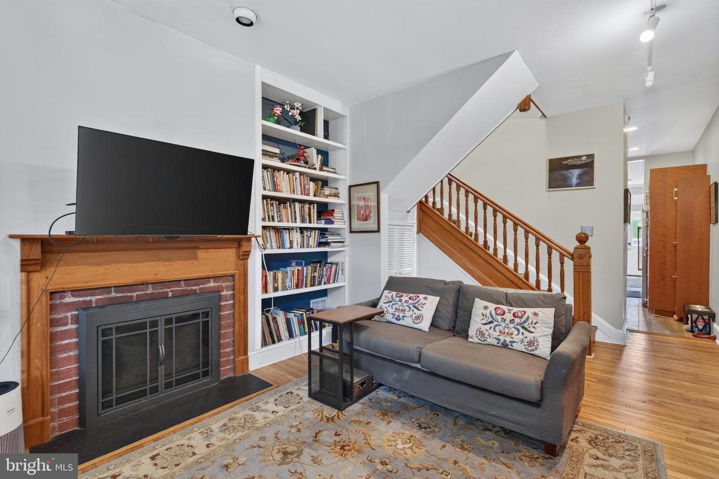 229 10th Street NE photo 4