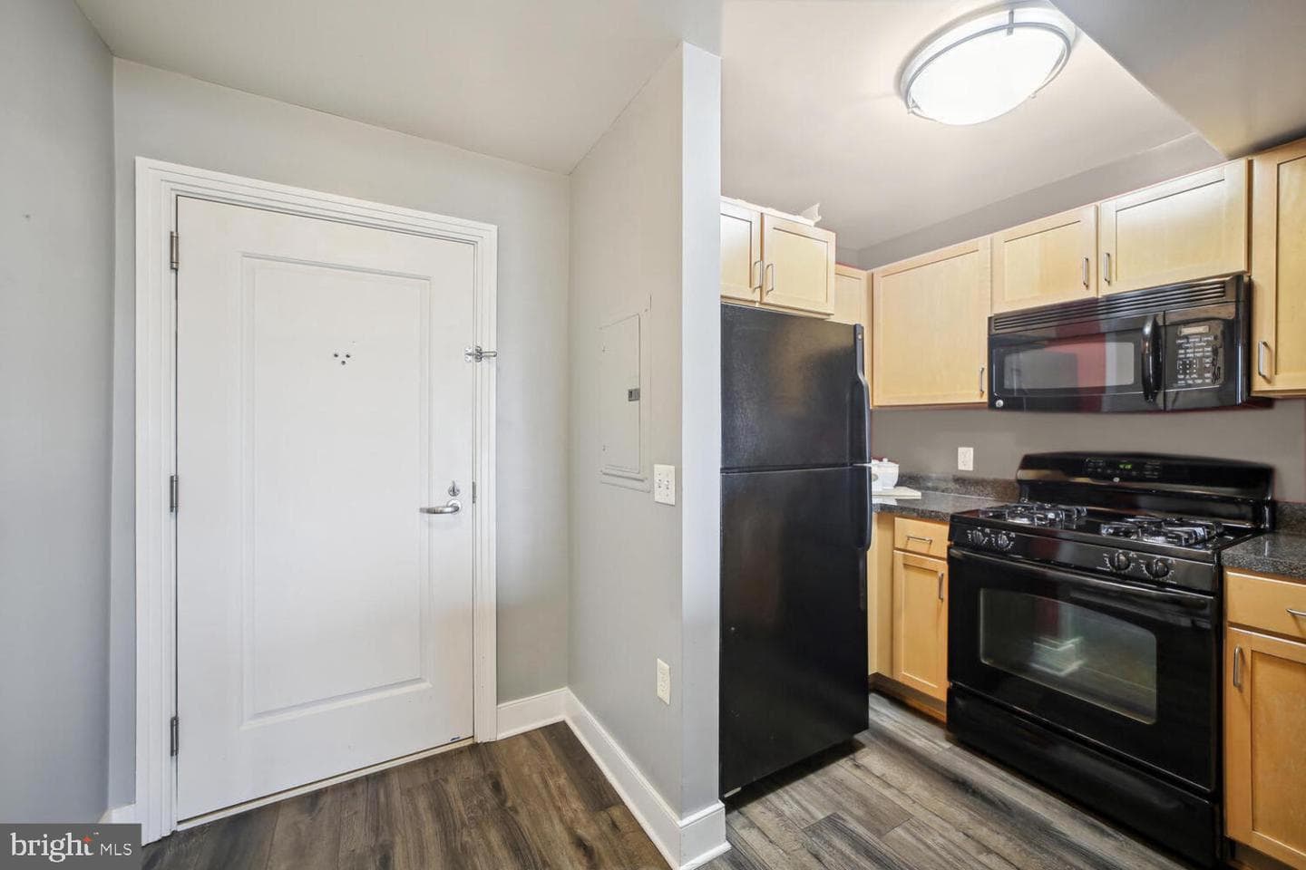 800 4th Street SW #s717 photo 9