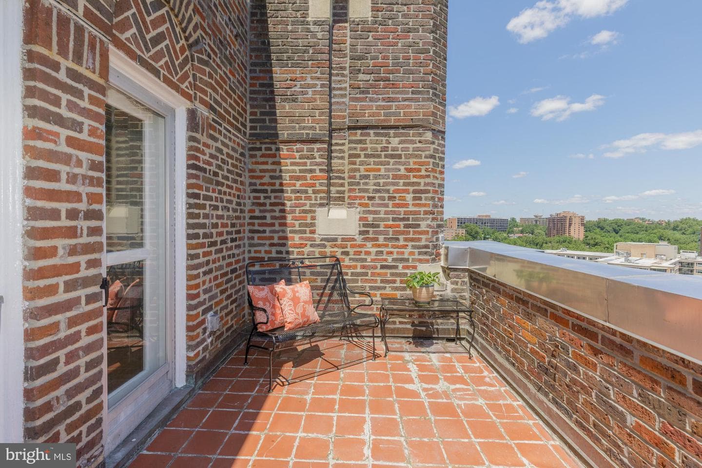 4000 Cathedral Avenue NW #804b photo 15