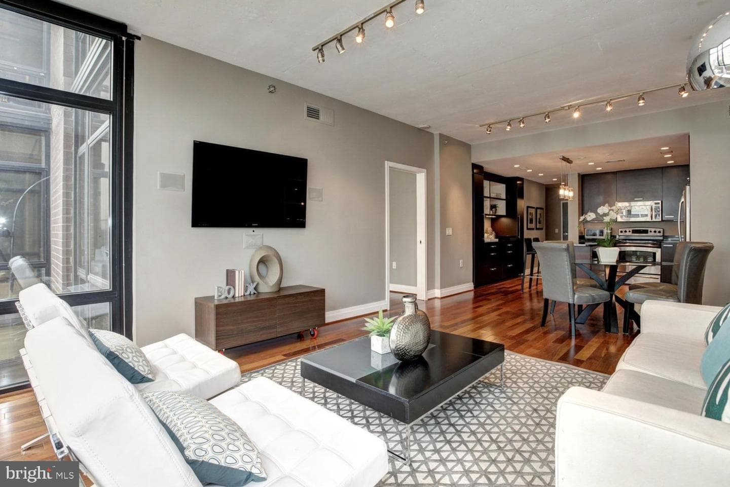 1010 Massachusetts Avenue NW #1208 photo 3