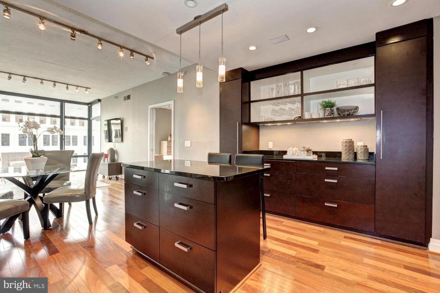 1010 Massachusetts Avenue NW #1208 photo 6