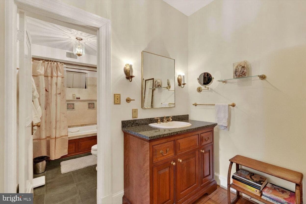 4000 Cathedral Avenue NW #229/239 B photo 21