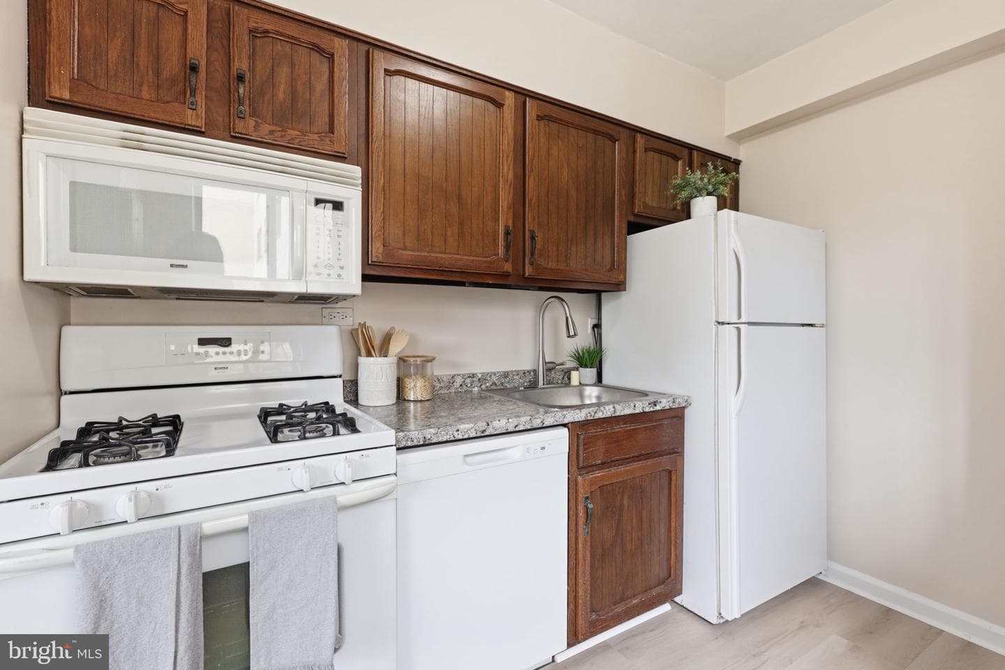 3701 Connecticut Avenue NW #505 photo 7