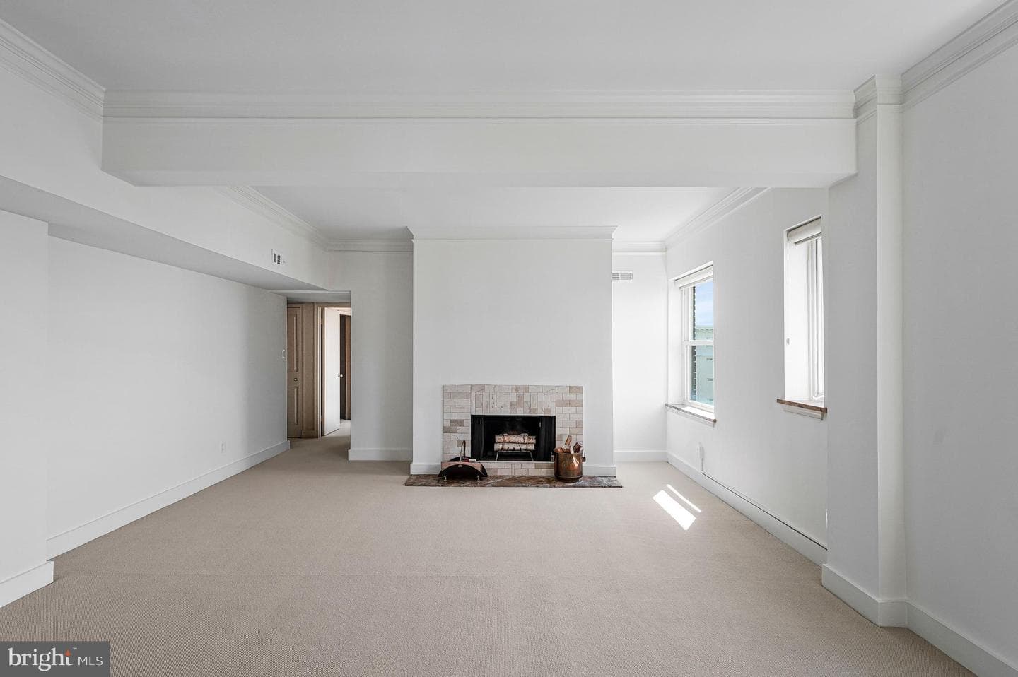 2127 California Street NW #704 photo 9