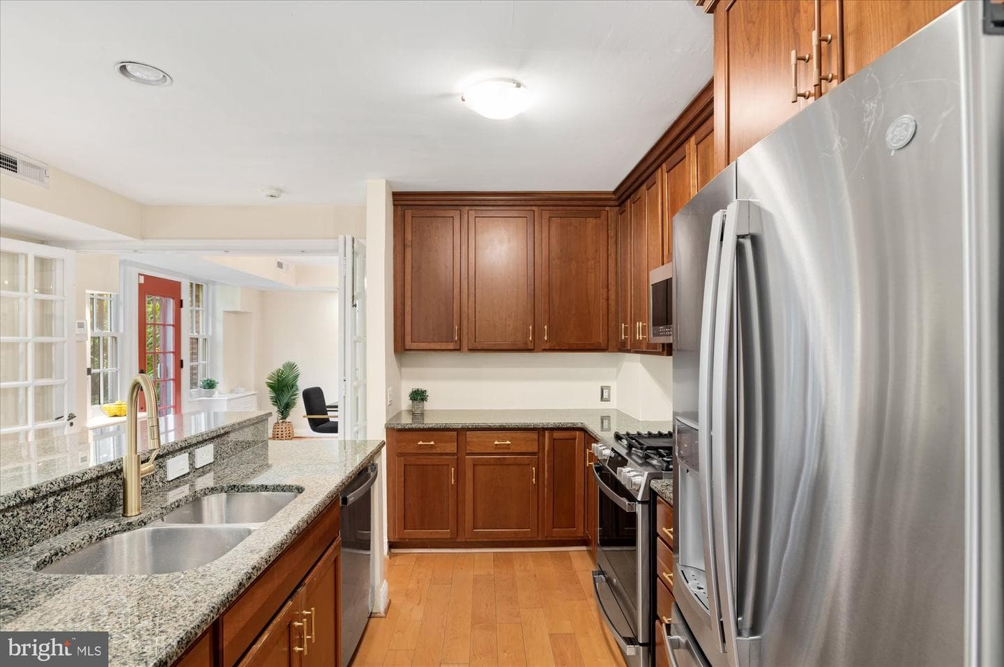 1661 Crescent Place NW #102w photo 14