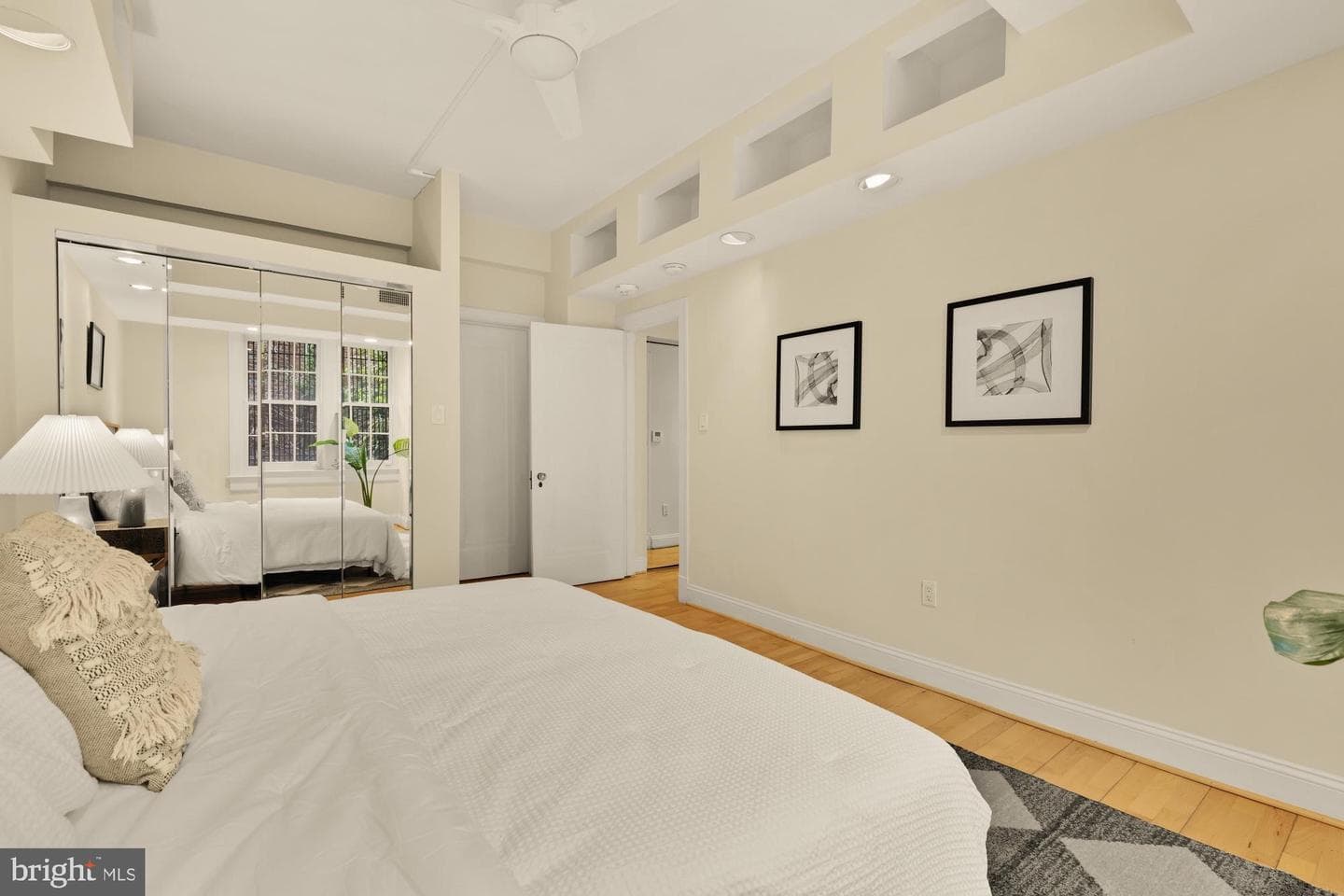 1661 Crescent Place NW #102w photo 19