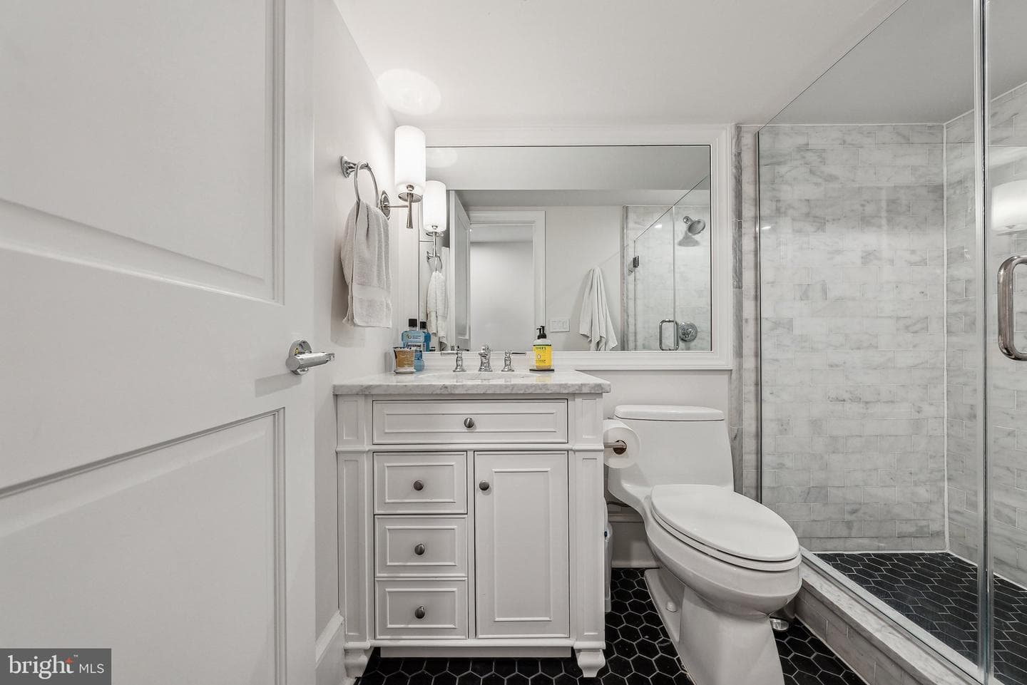 914 Westminster Street NW photo 42