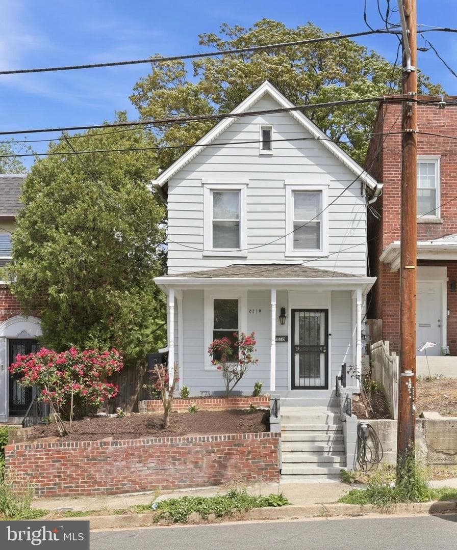 2210 Bryan Place SE, Washington