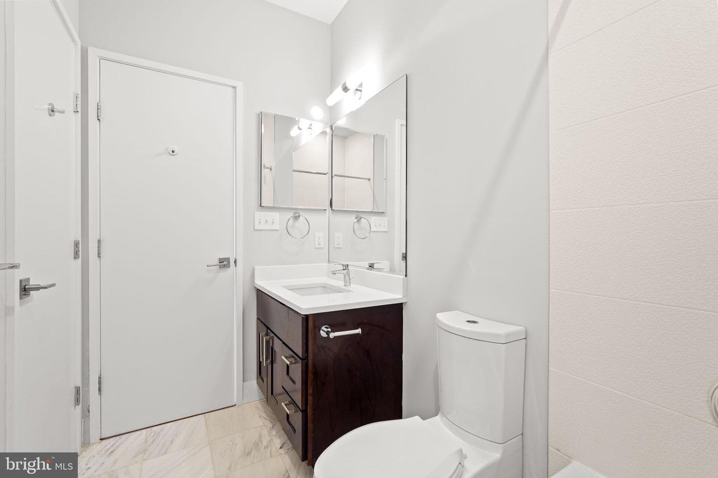 610 Newton Place NW #4 photo 31