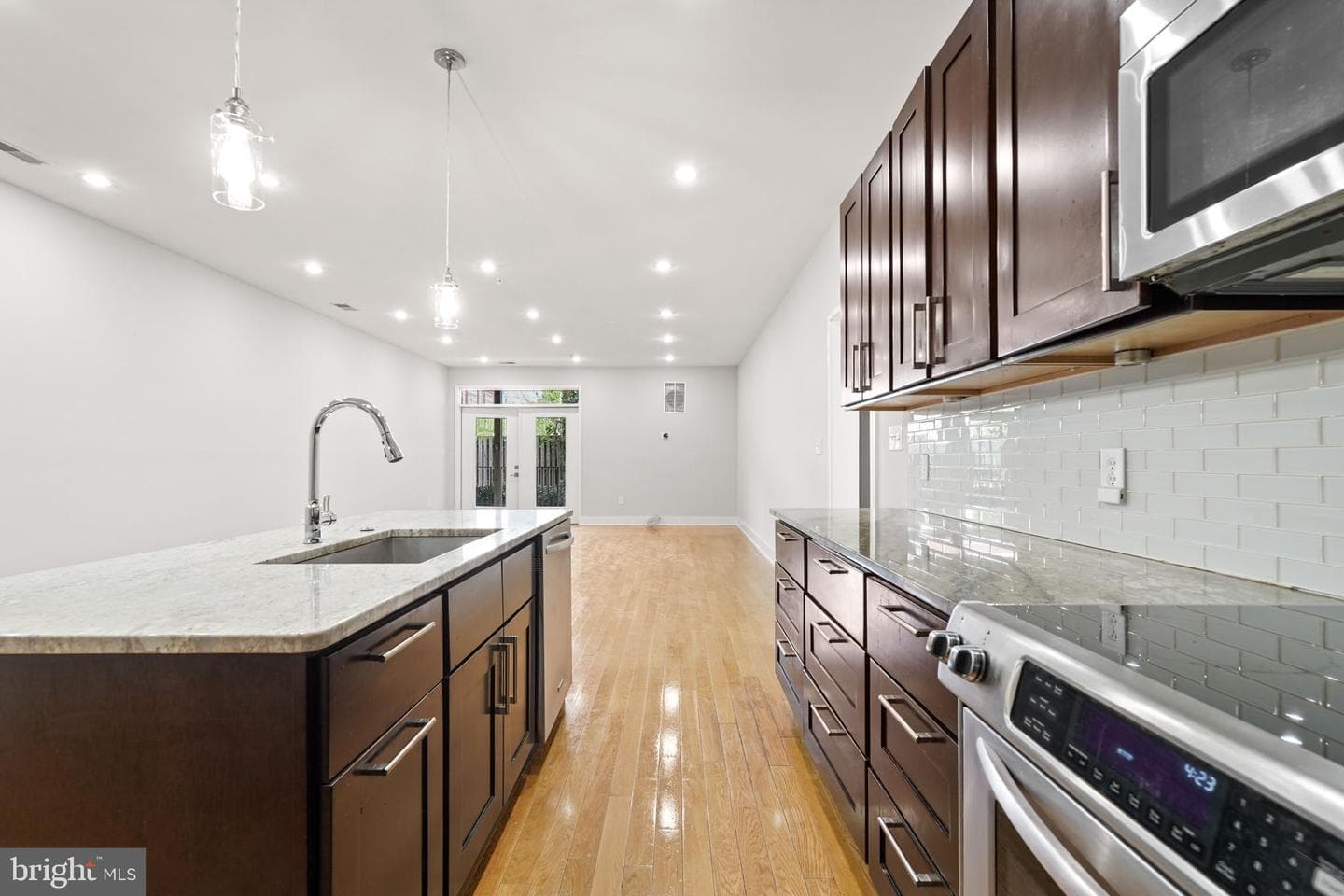 610 Newton Place NW #4 photo 9