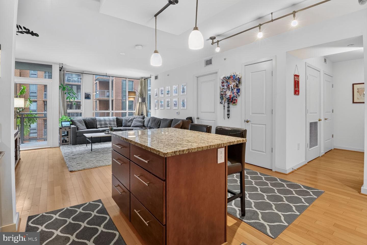 1025 1st Street SE #701 photo 6