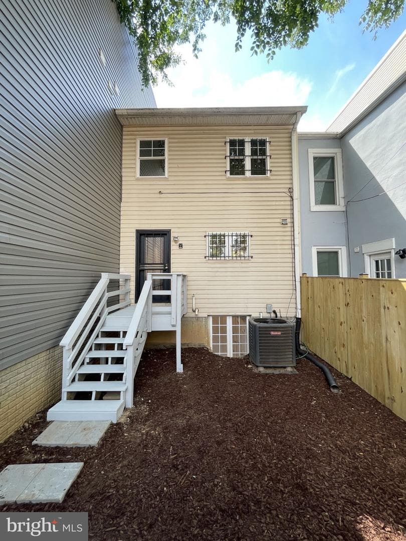 649 16th Street NE photo 36