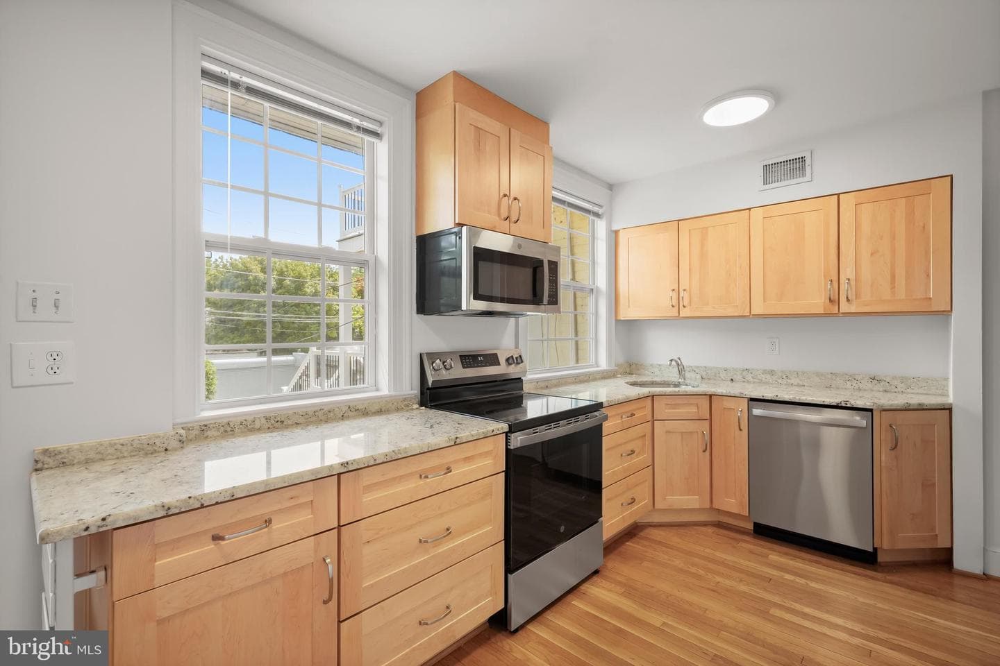 3708 S Street NW photo 5