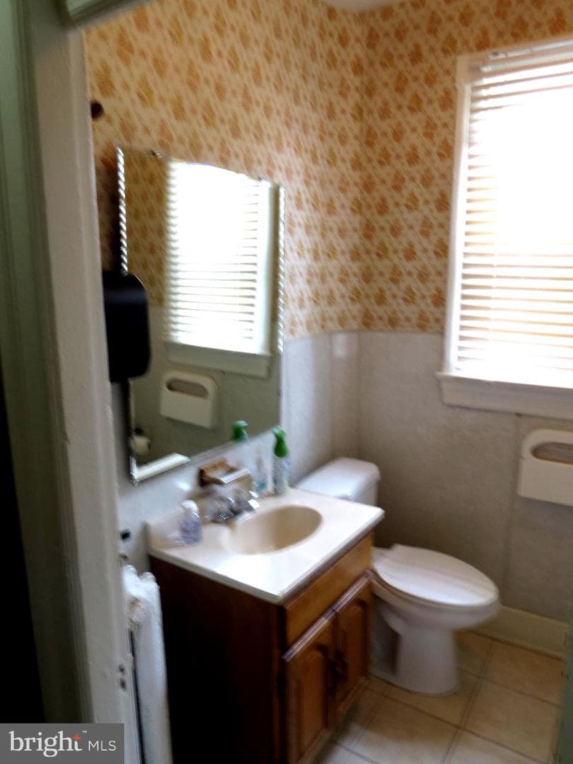 1115 G Street NE photo 4