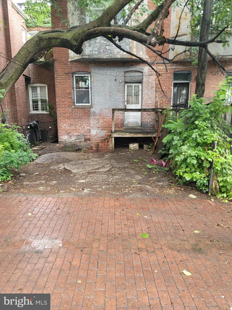 1414 Newton Street NW photo 33