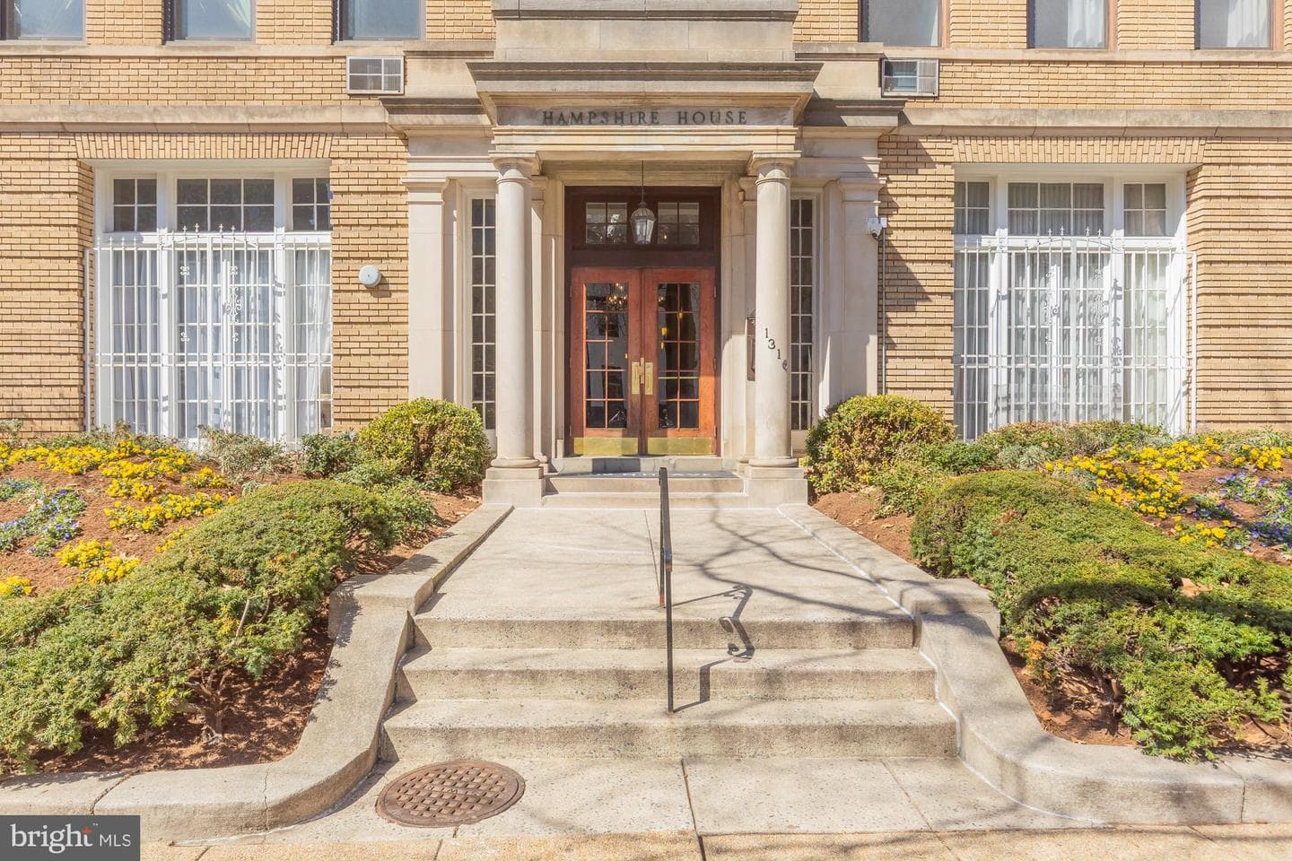 1316 New Hampshire Avenue NW #503 photo 3