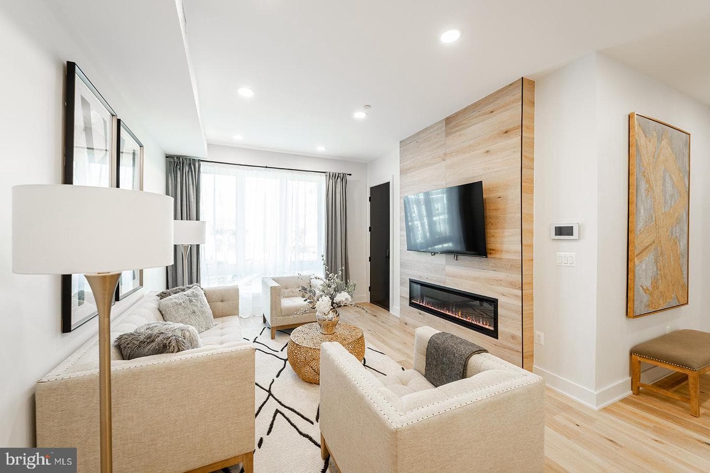 1215 Holbrook Terrace NE #1 photo 10