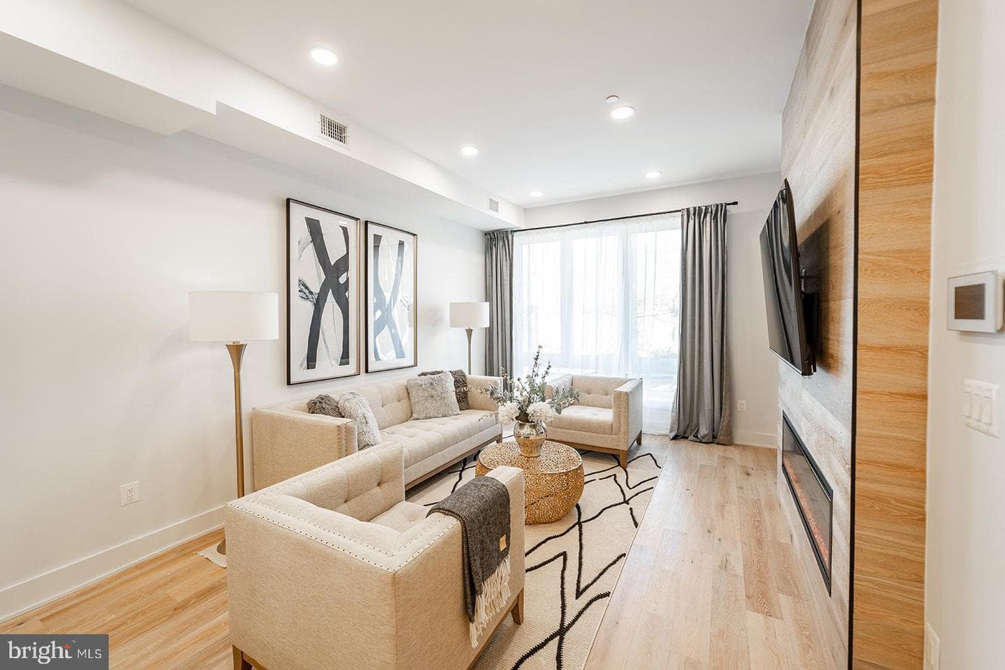 1215 Holbrook Terrace NE #1 photo 13