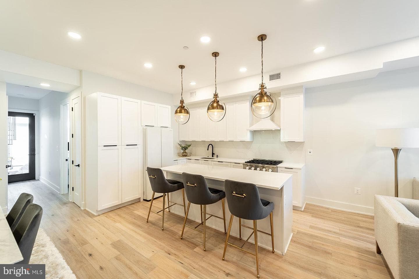 1215 Holbrook Terrace NE #1 photo 15