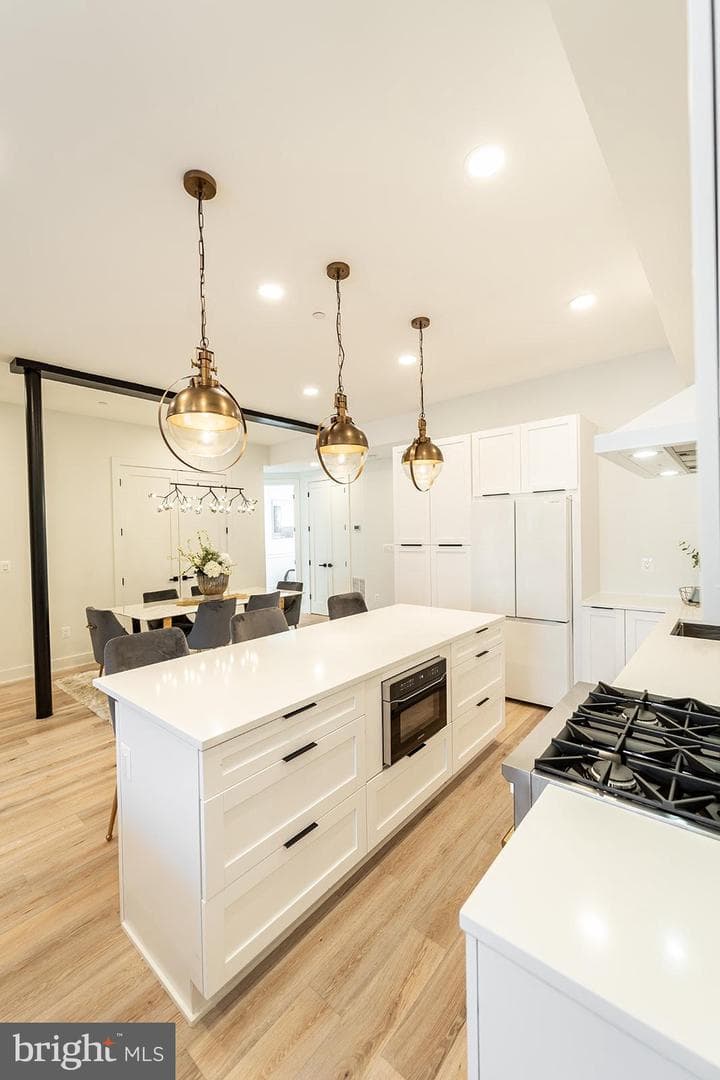 1215 Holbrook Terrace NE #1 photo 18