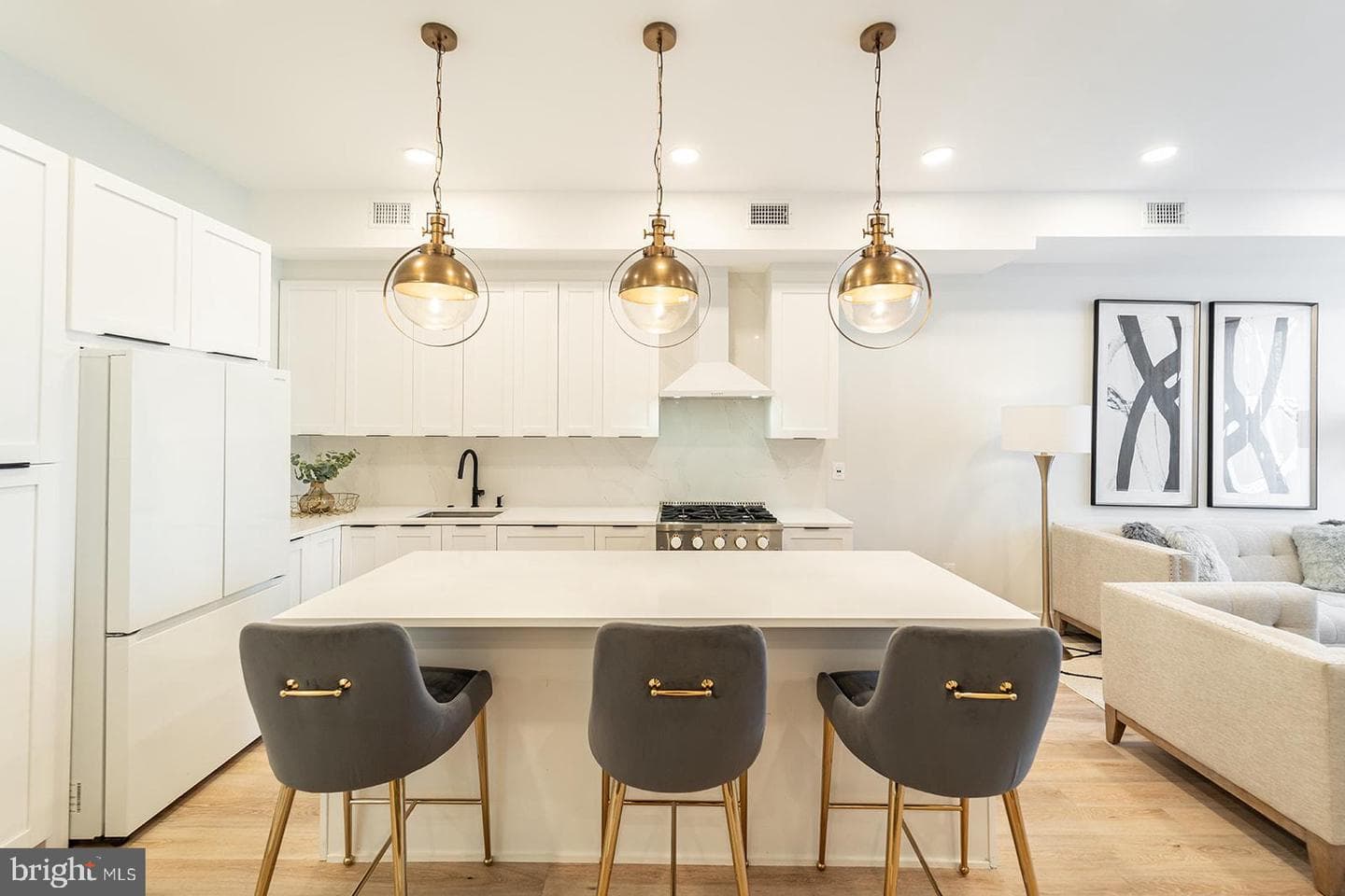 1215 Holbrook Terrace NE #1 photo 21