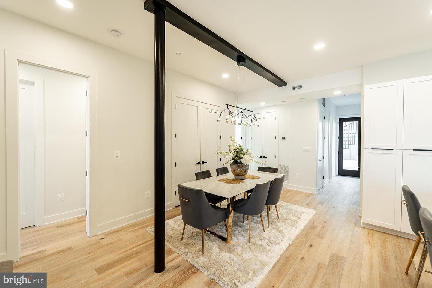 1215 Holbrook Terrace NE #1 photo 26