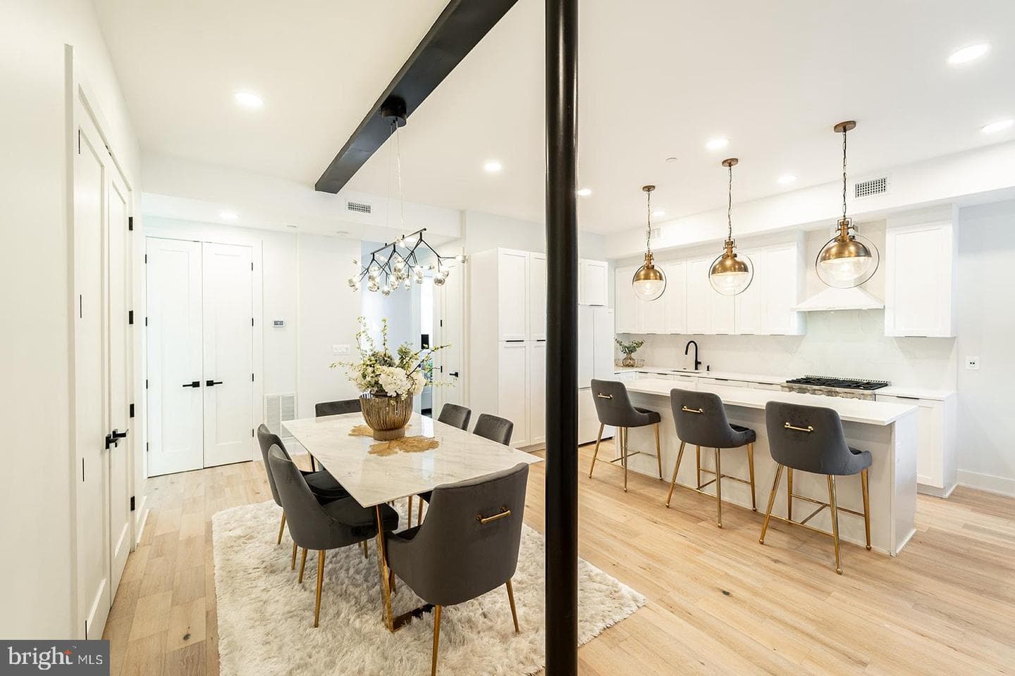 1215 Holbrook Terrace NE #1 photo 31