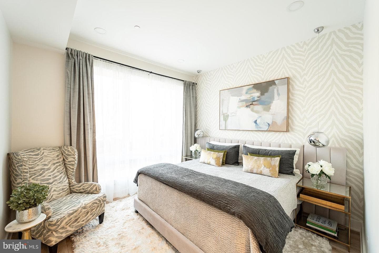 1215 Holbrook Terrace NE #1 photo 32