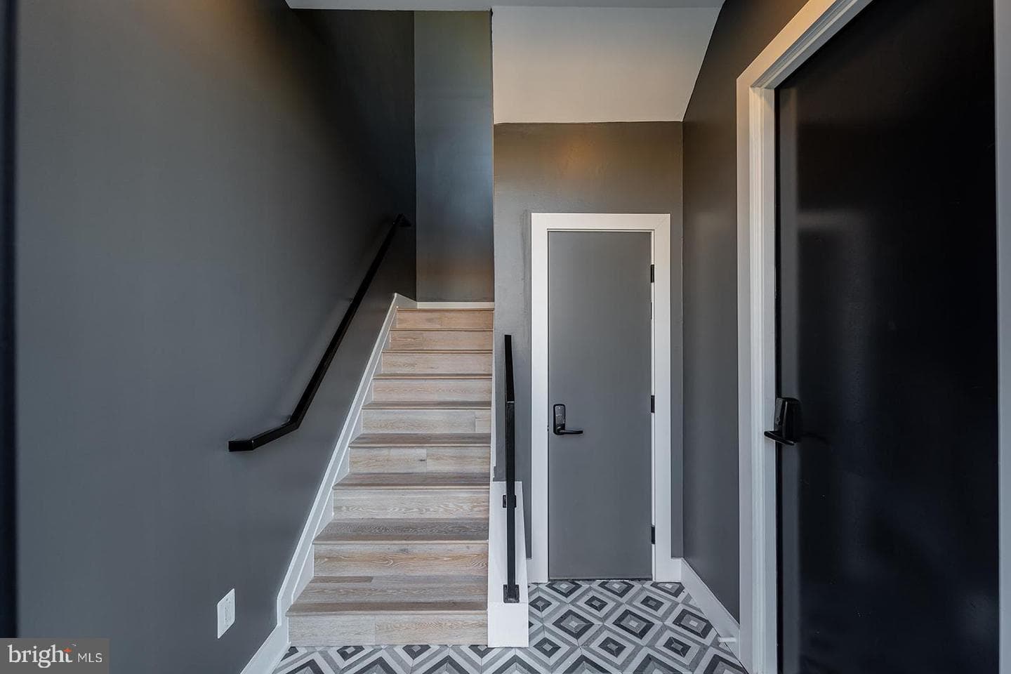 1215 Holbrook Terrace NE #1 photo 4