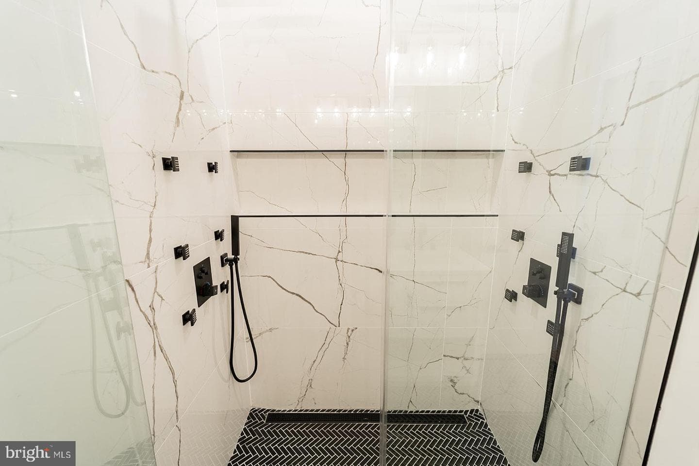 1215 Holbrook Terrace NE #1 photo 48