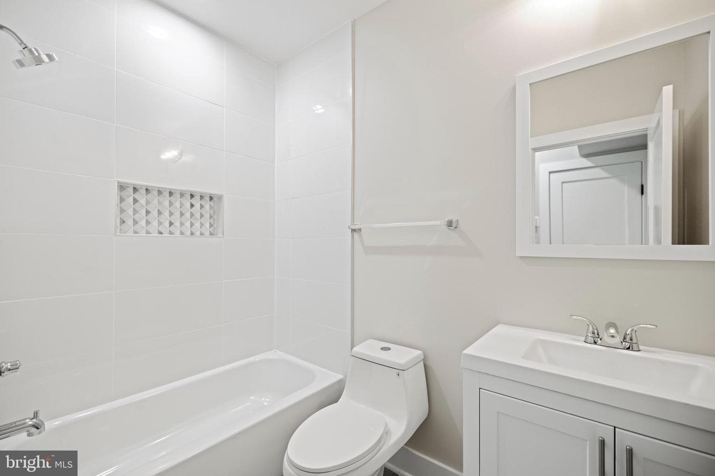 824 18th Street NE #2 photo 11
