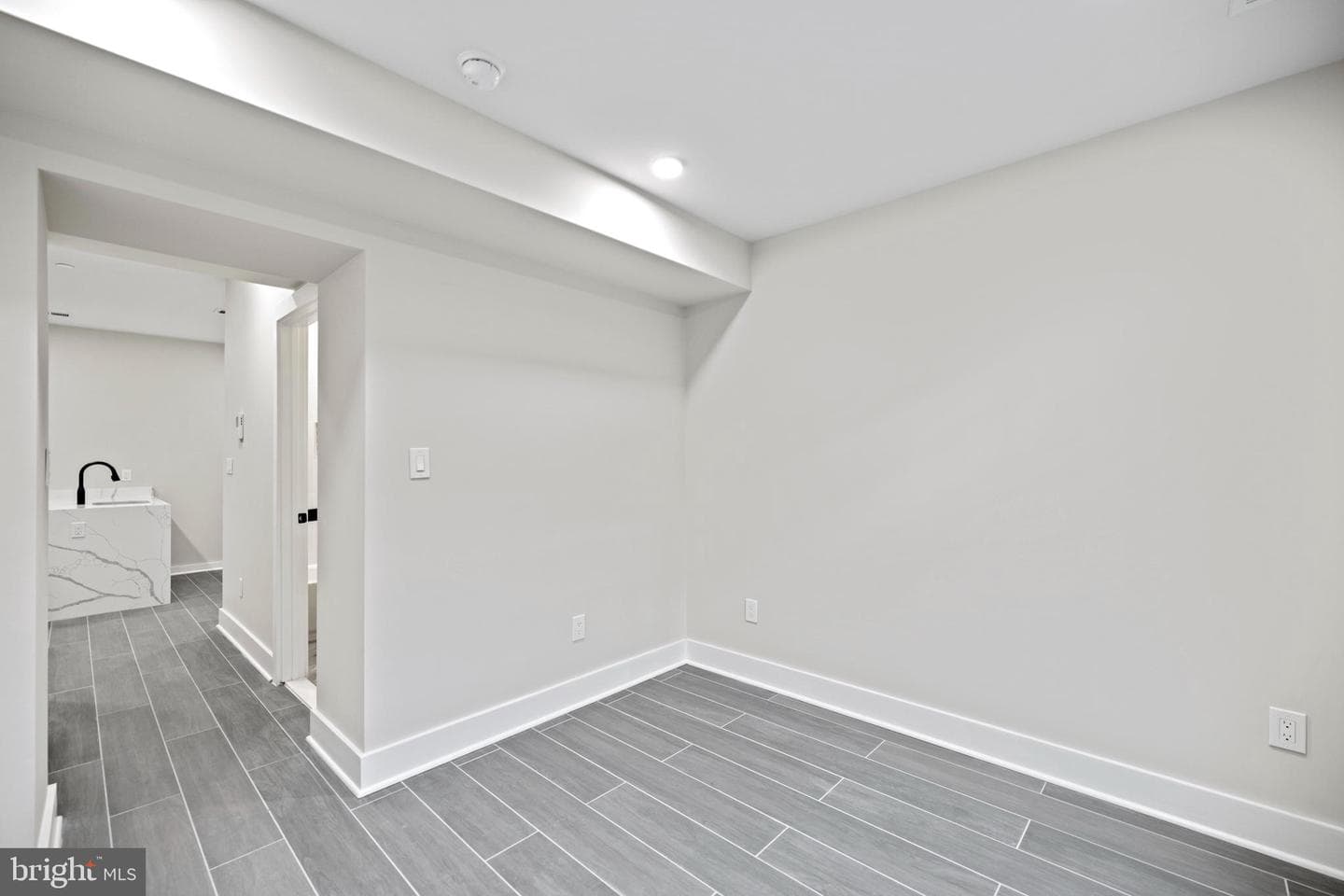 824 18th Street NE #2 photo 8