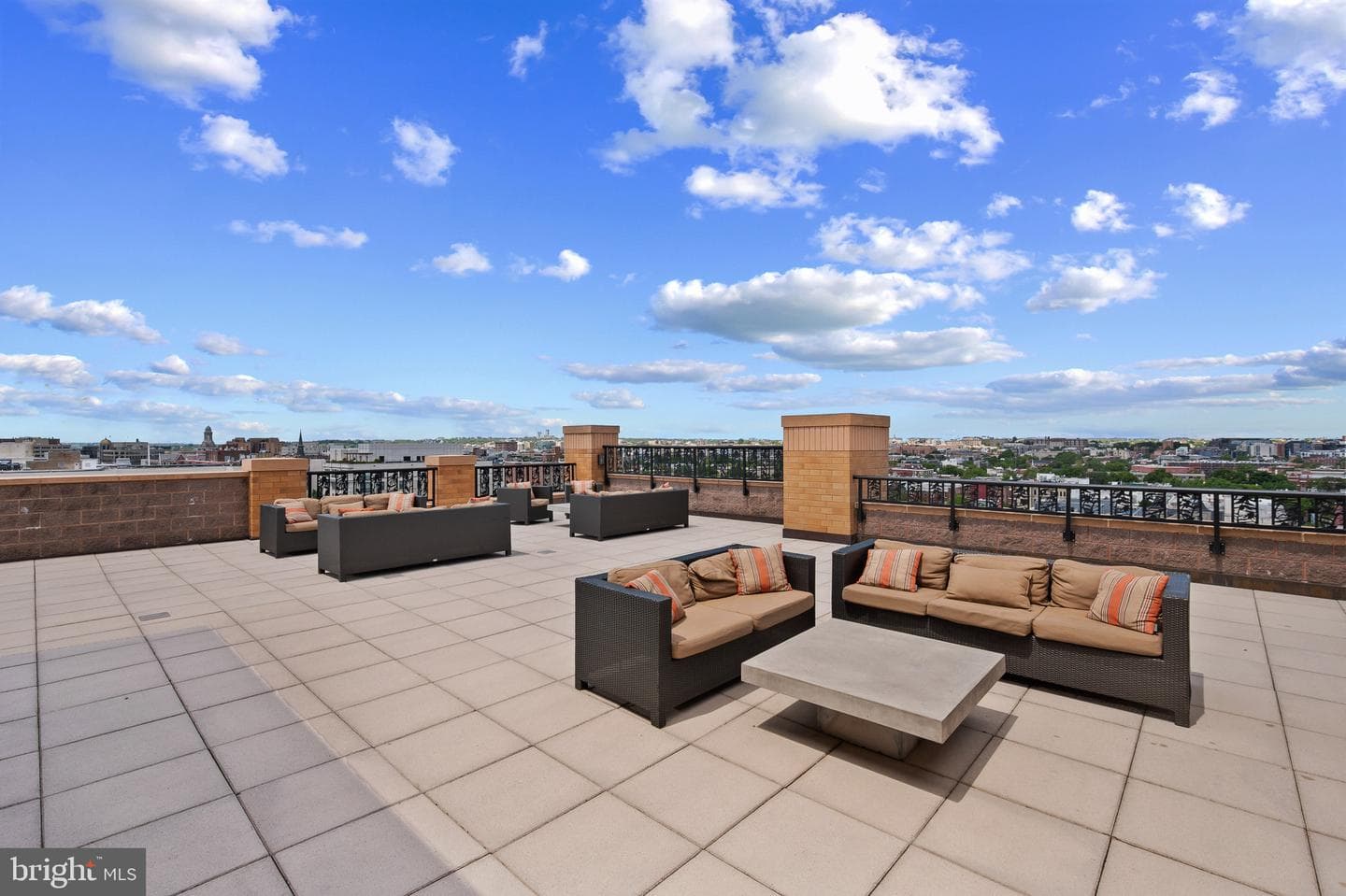 910 M Street NW #1006 photo 28