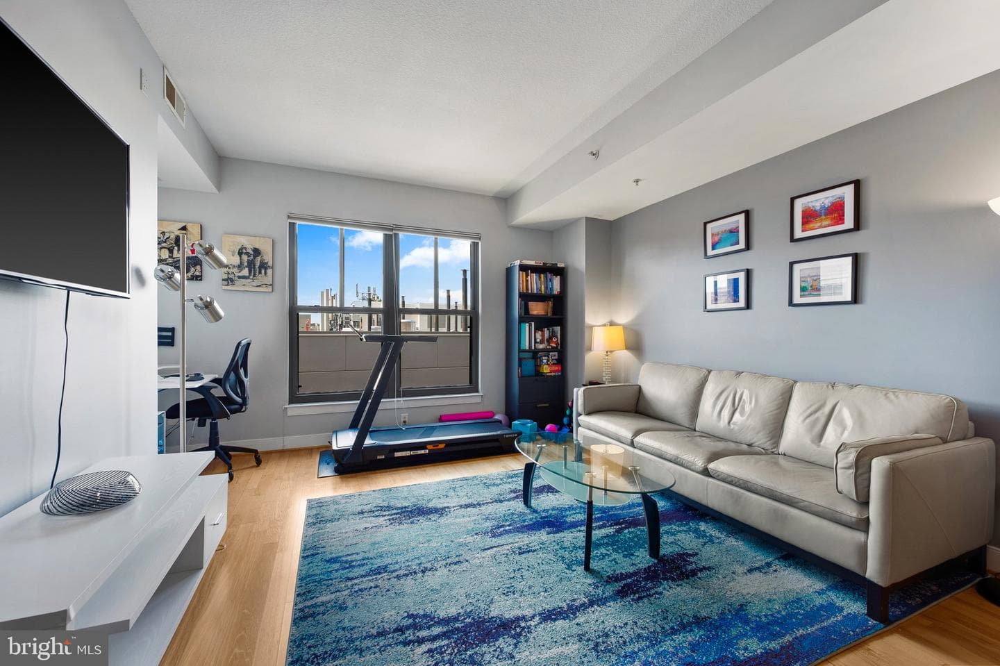 910 M Street NW #1006 photo 8