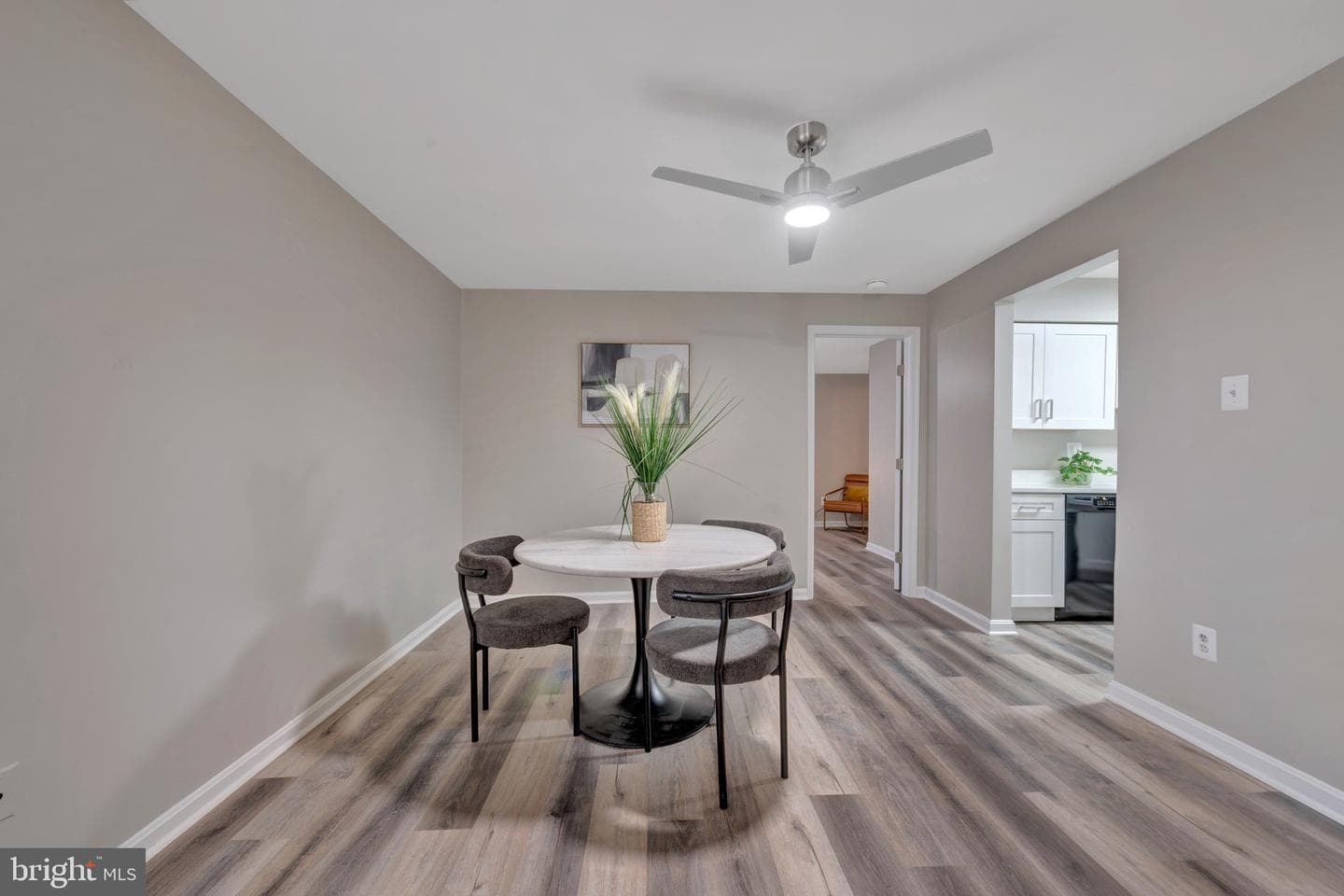 3436 Summit Court NE #3436 photo 6