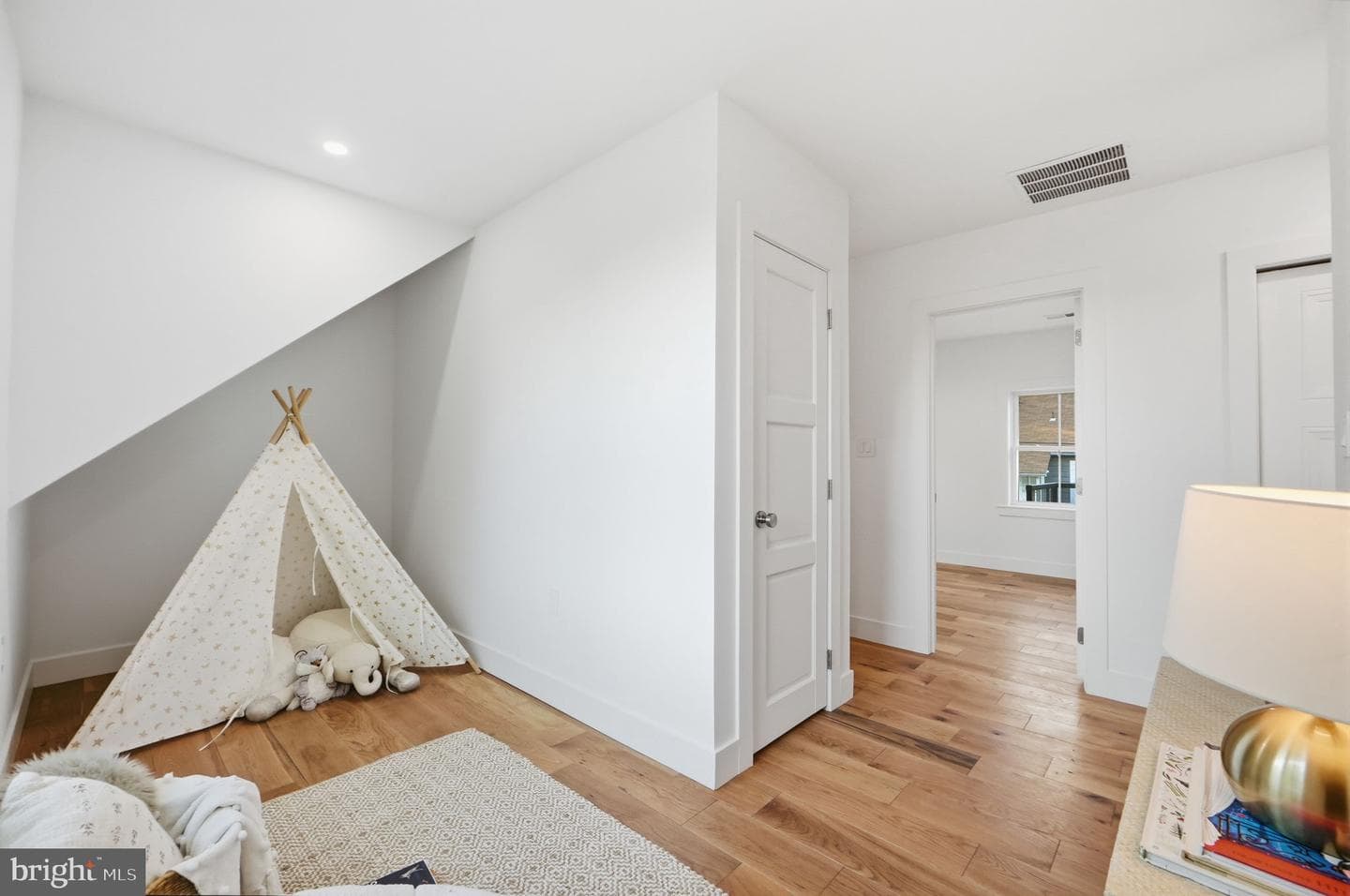 1006 Shepherd Street NE photo 40