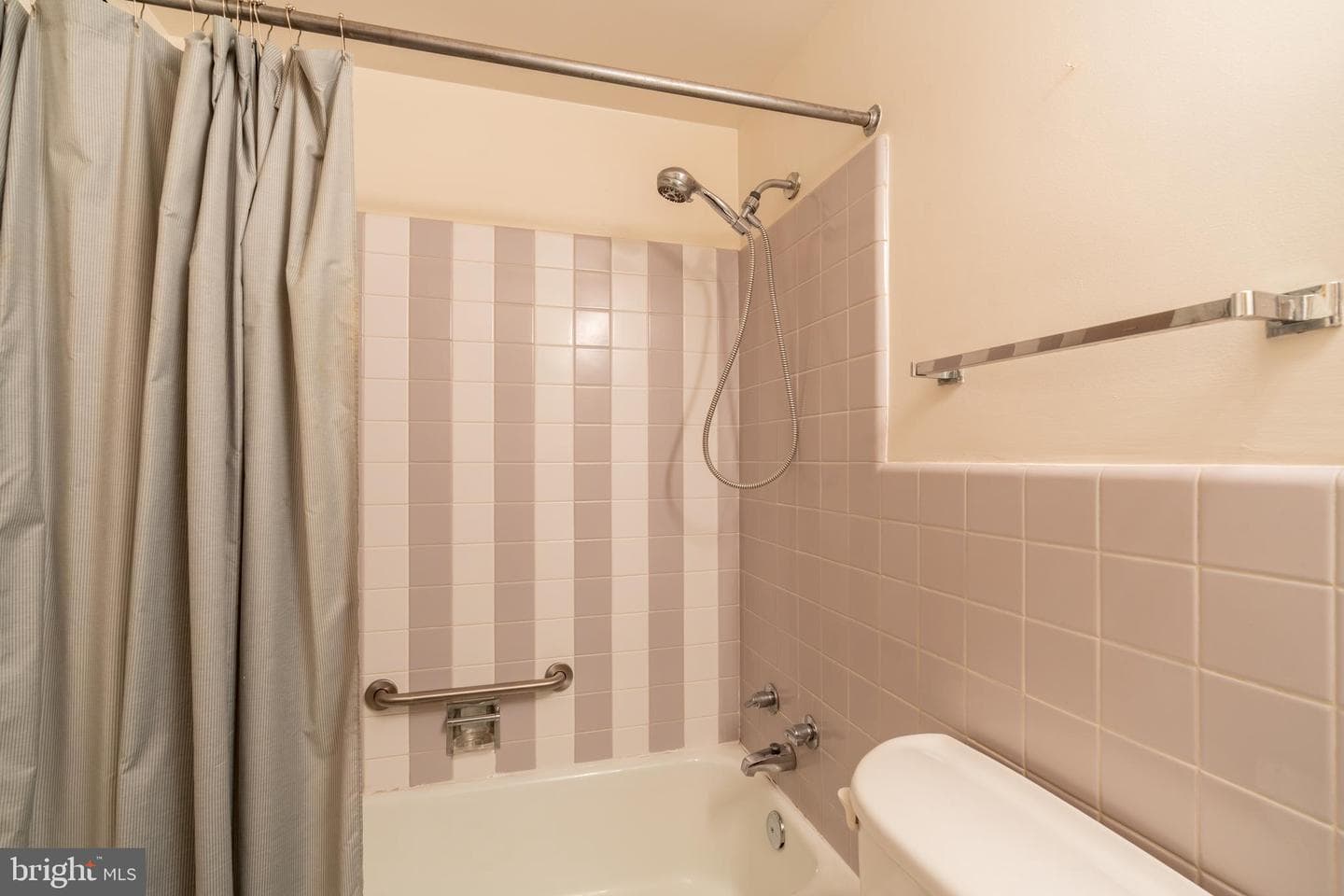 2475 Virginia Avenue NW #801/802 photo 29