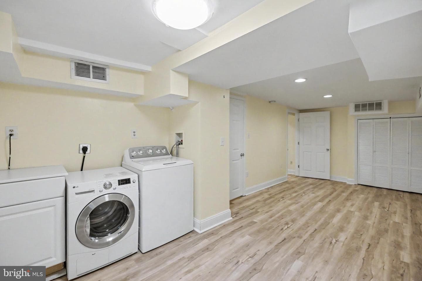 1466 Ogden Street NW photo 37