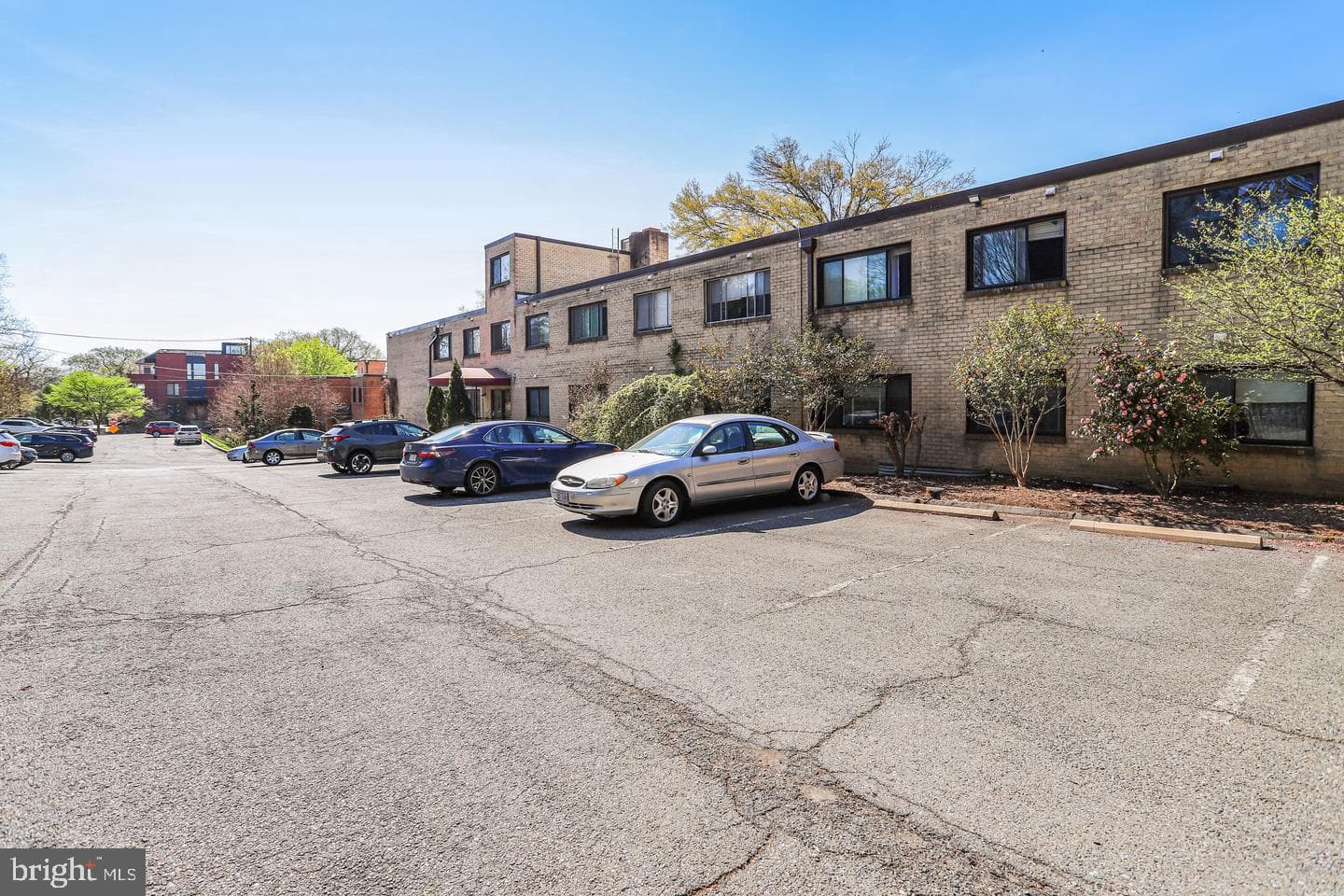 4555 Macarthur Boulevard NW #103 photo 20