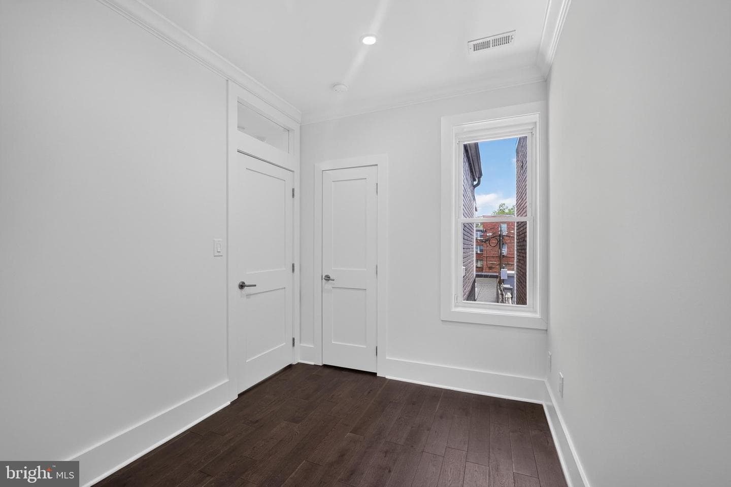 615 11th Street NE photo 23