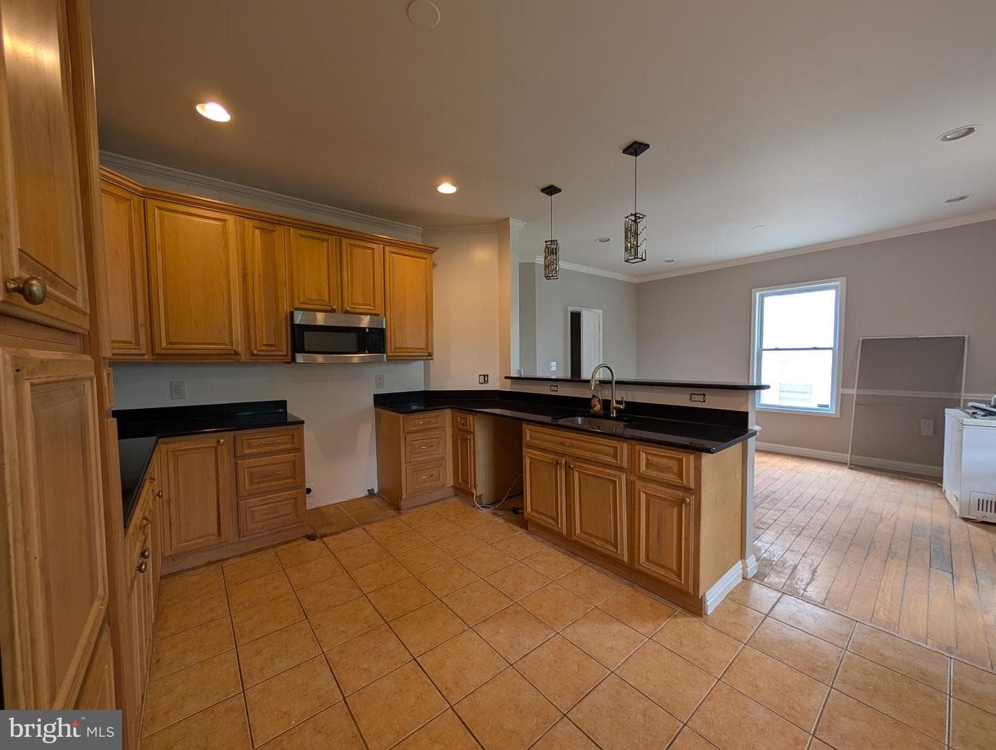 4908 Quarles Street NE photo 4