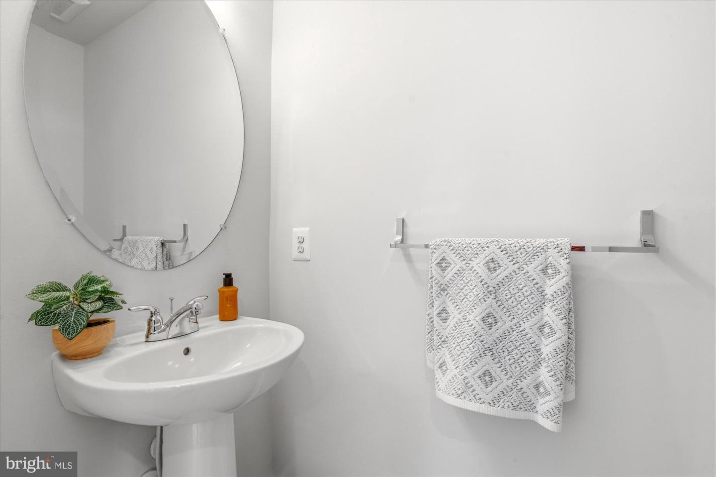 3324 7th Street NE photo 31