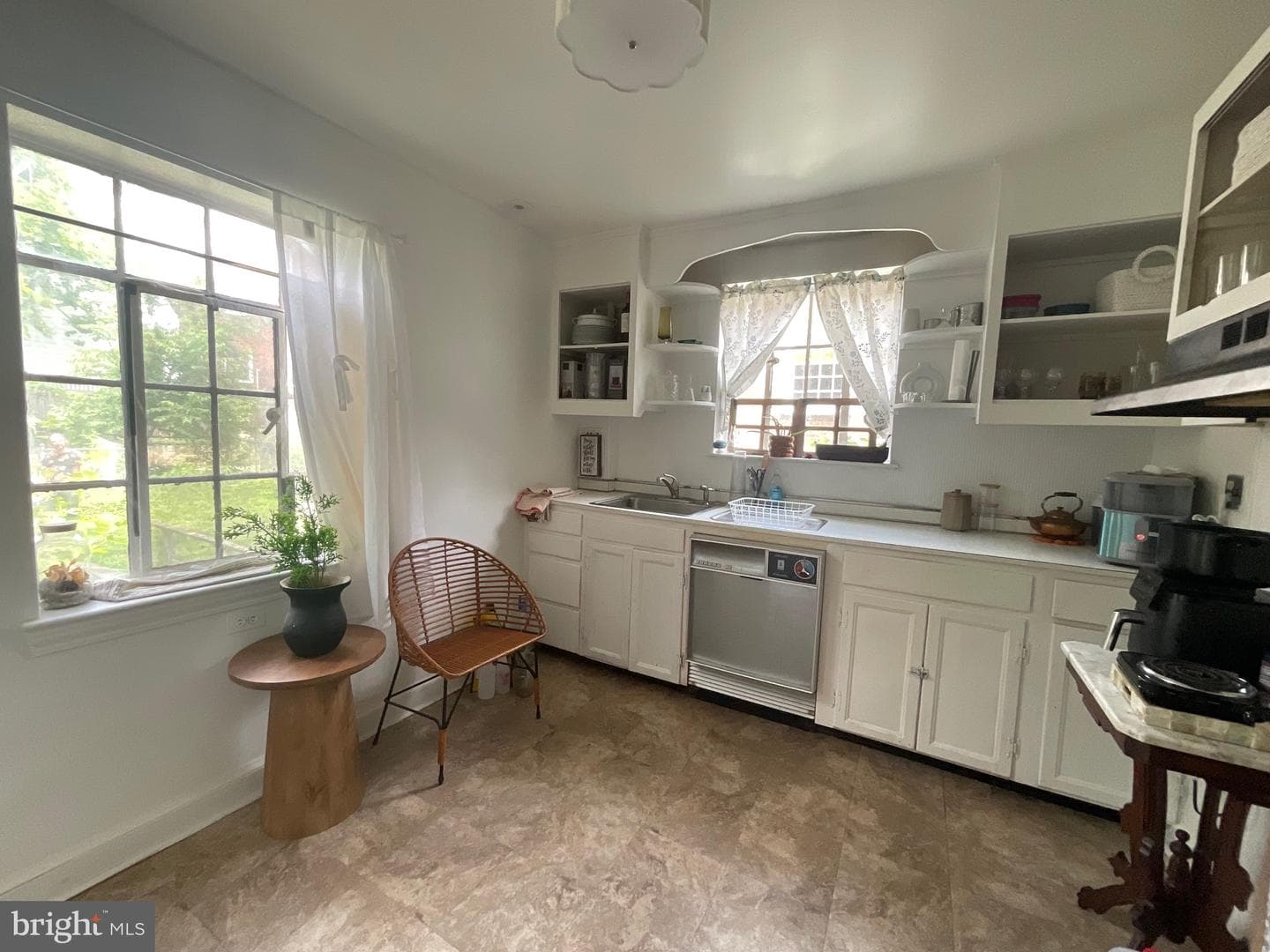 405 Van Buren Street NW photo 4