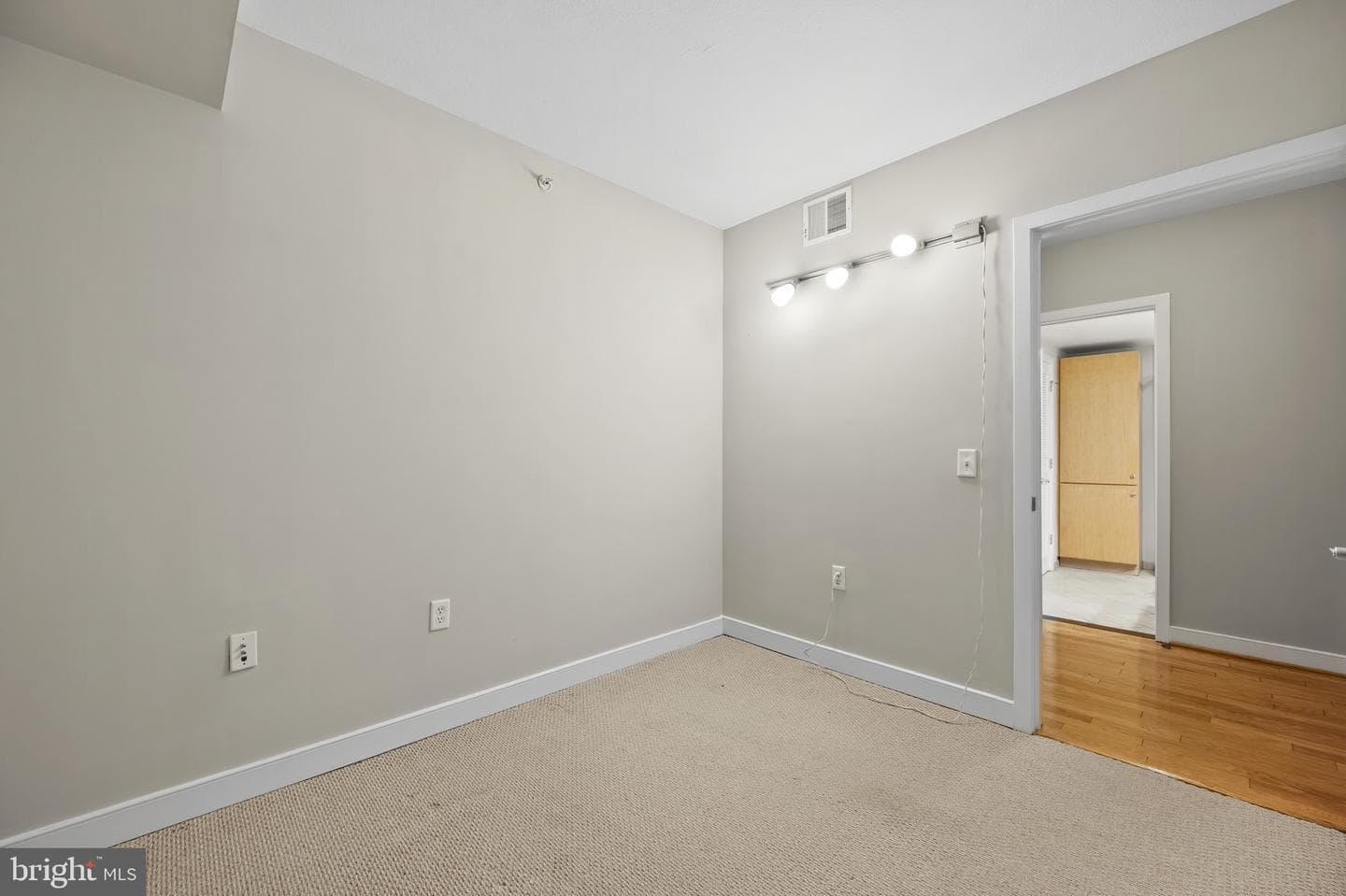 1117 10th Street NW #302 photo 23