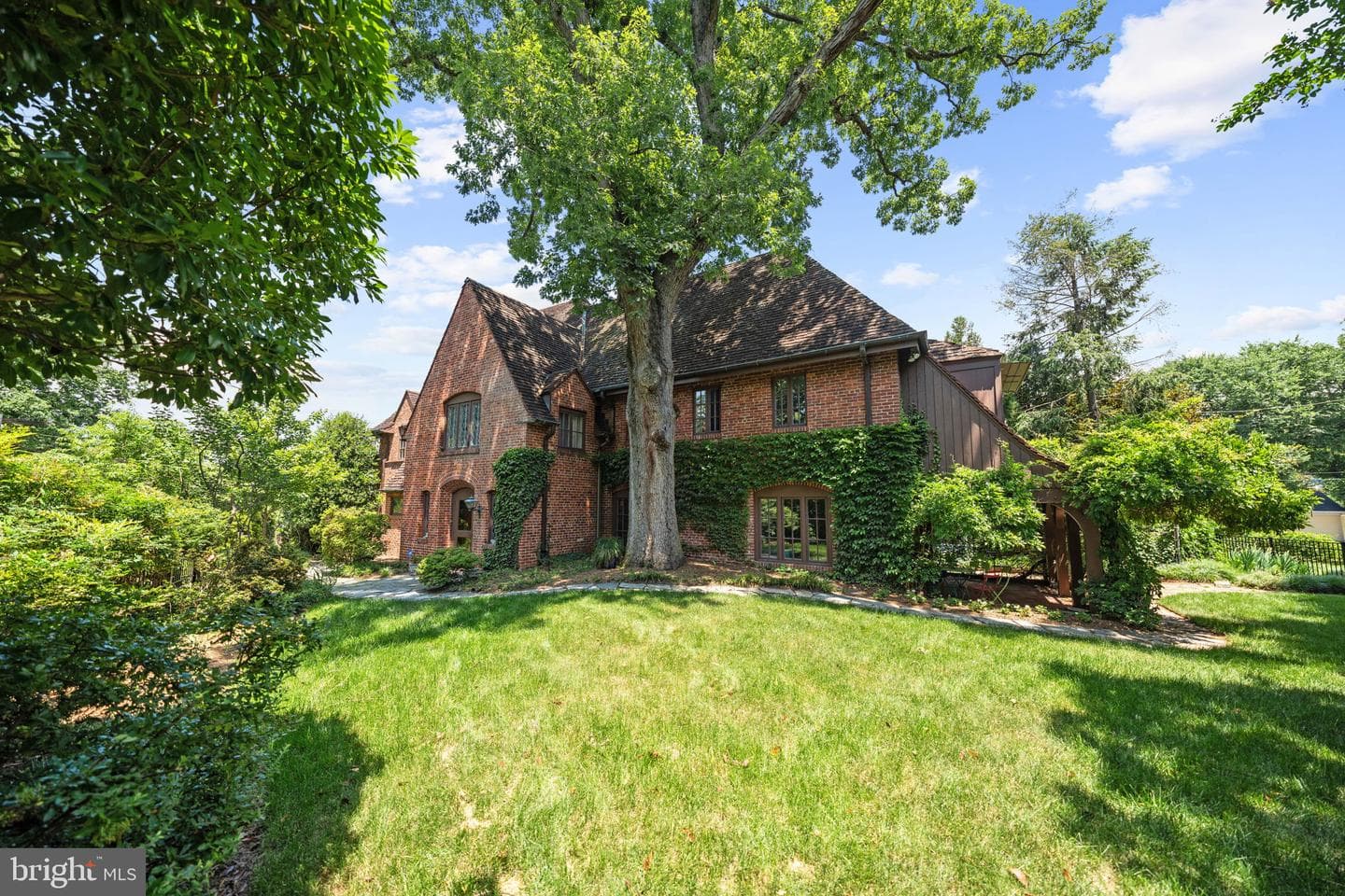 3111 Idaho Avenue NW photo 3