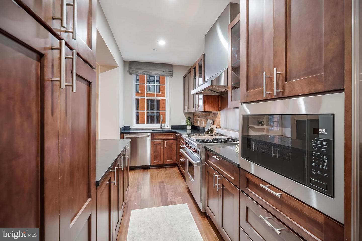 215 I Street NE #401 photo 19