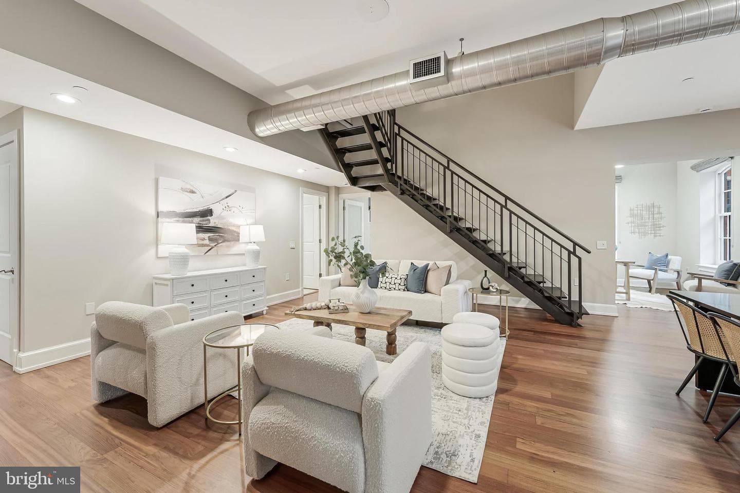 215 I Street NE #401 photo 6