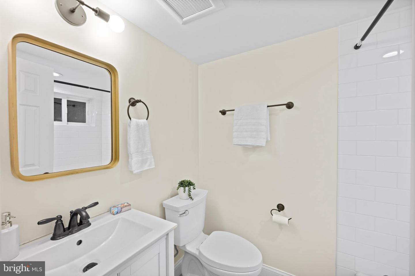1810 Irving Street NW photo 24