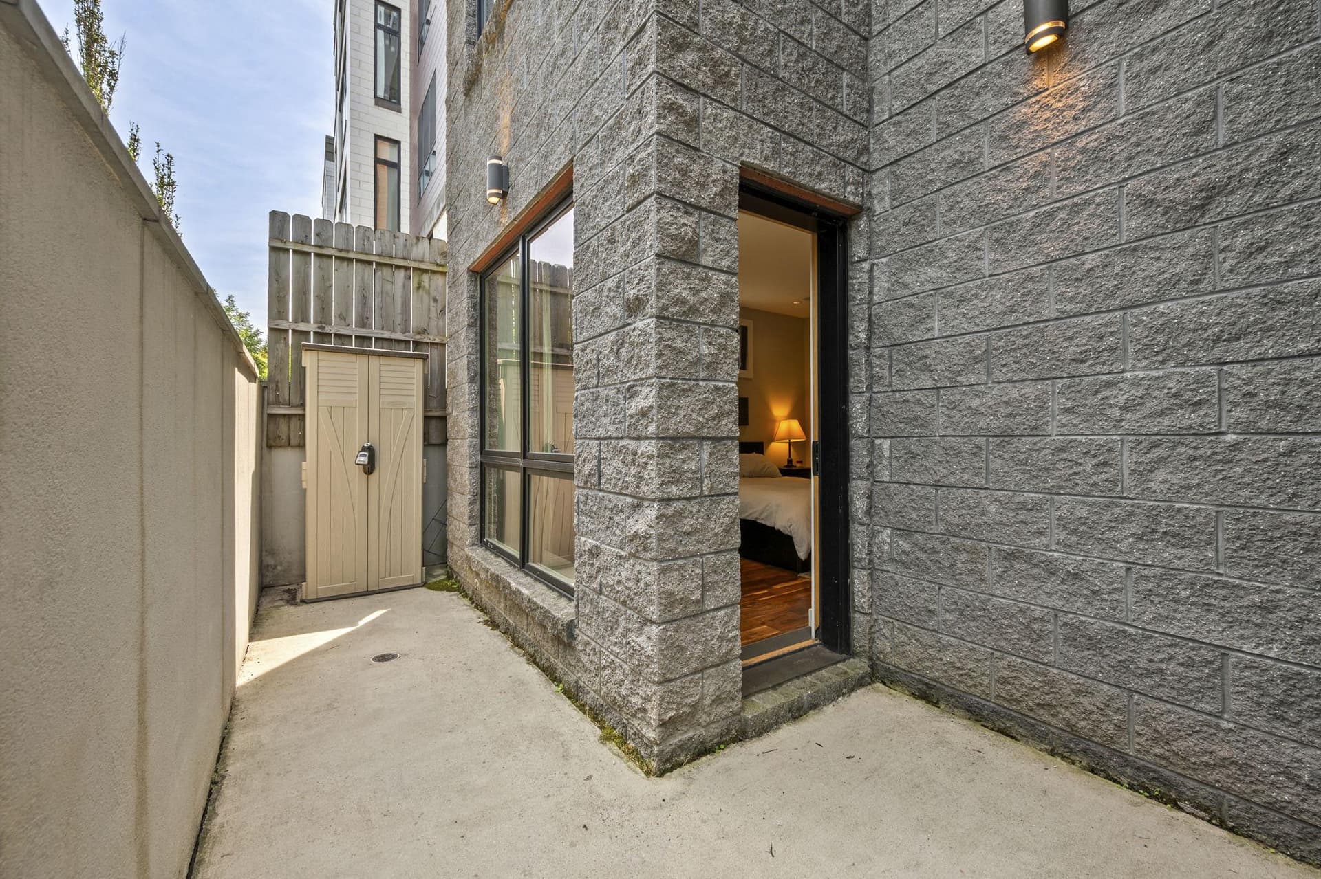 1337 K Street SE ##101 photo 32