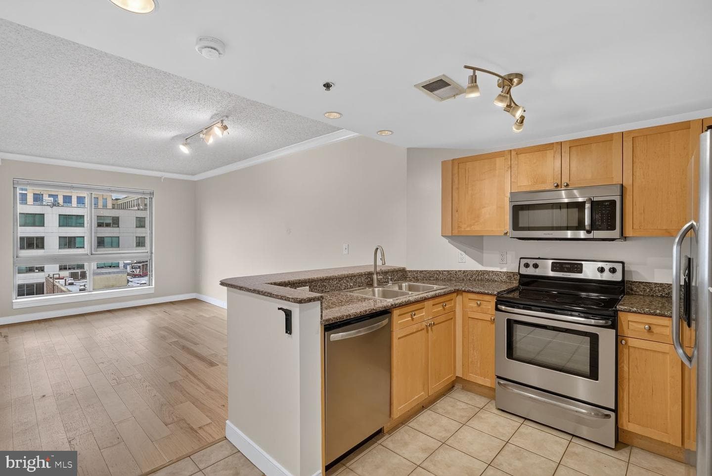 777 7th Street NW #716 photo 3